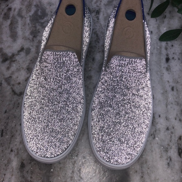 rothys iridescent point